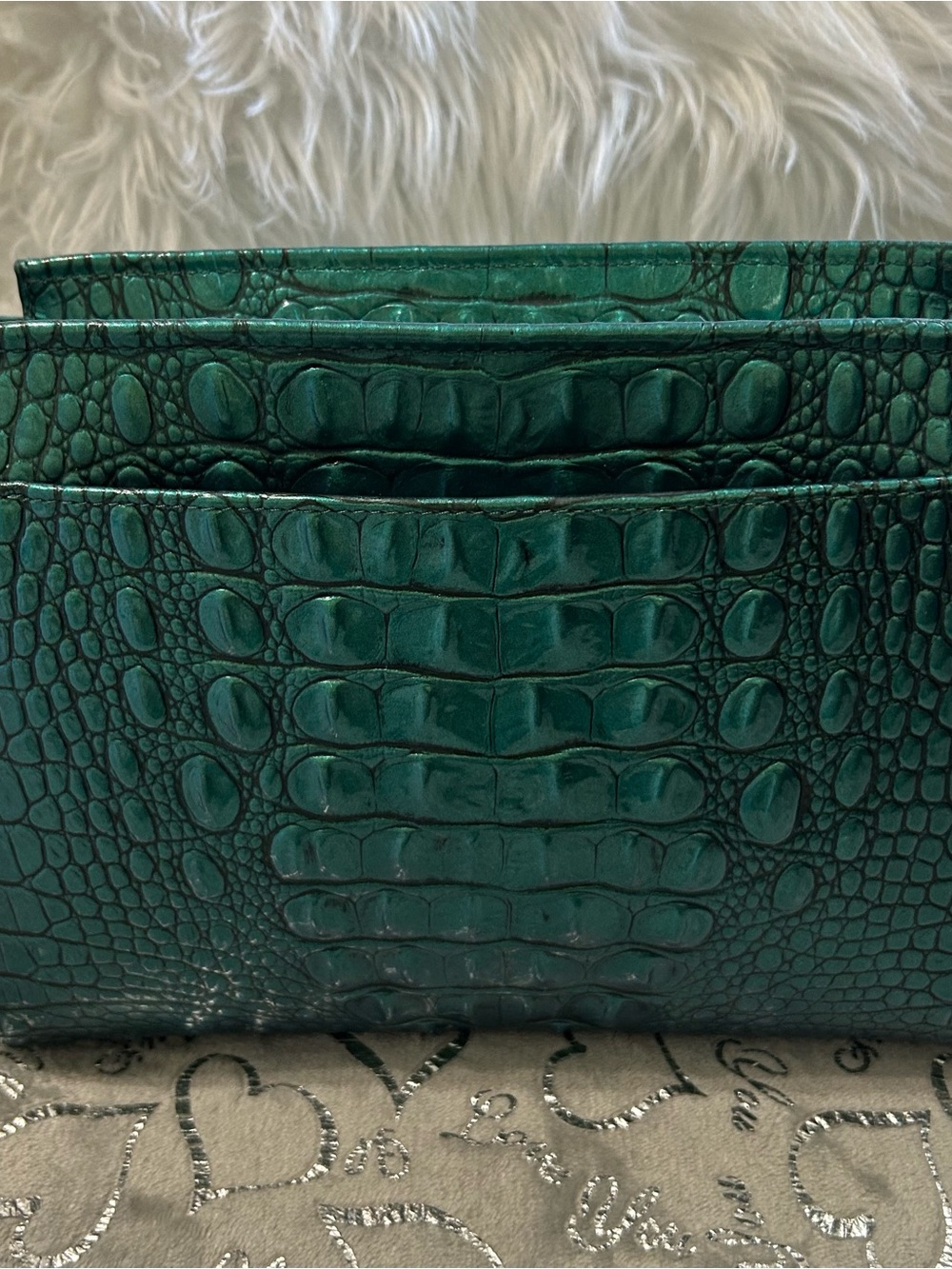 NWT Brahmin Hillary Shoulder Bag in Mystic Green Melbourne Croc Leather. - Picture 8 of 13